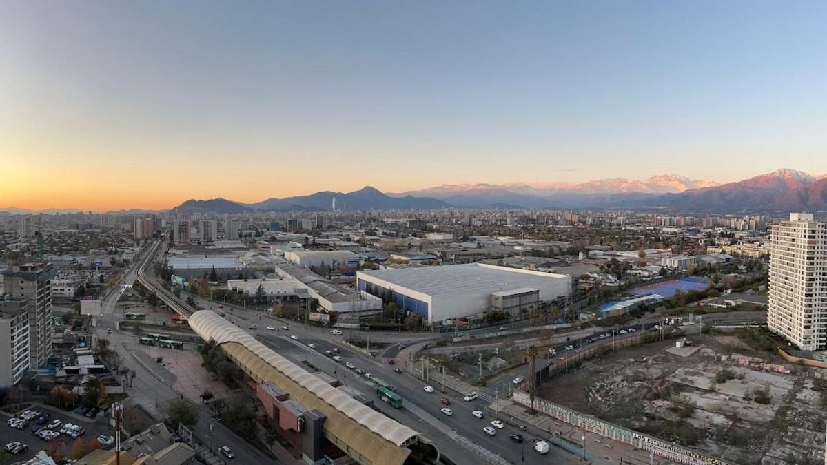 Hermosos Dptos Cercanos A Metro Y Centros Comerciales Santiago de Chile Exterior foto